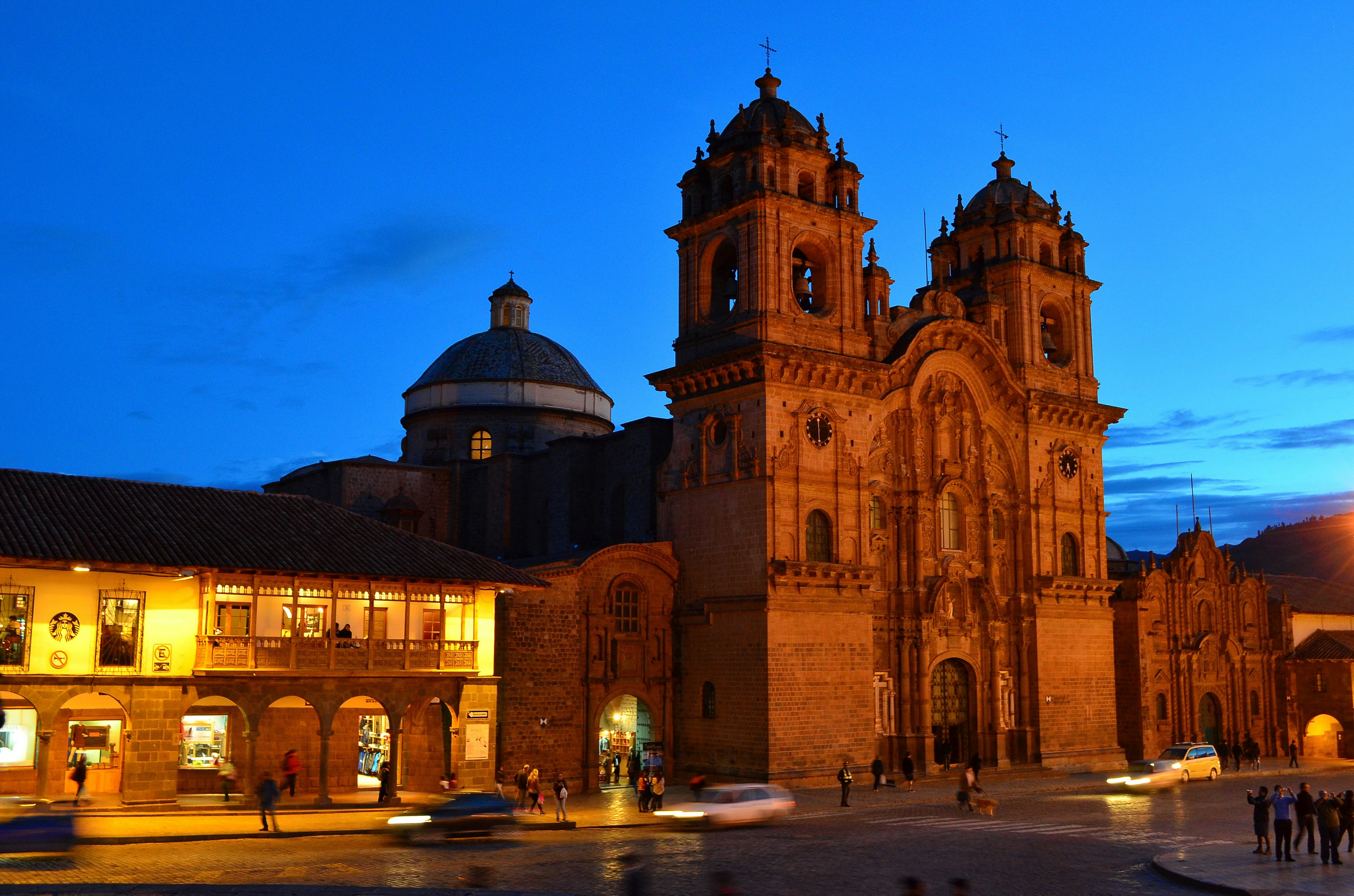 Cusco Luna 3D/2N Paquete Escolar